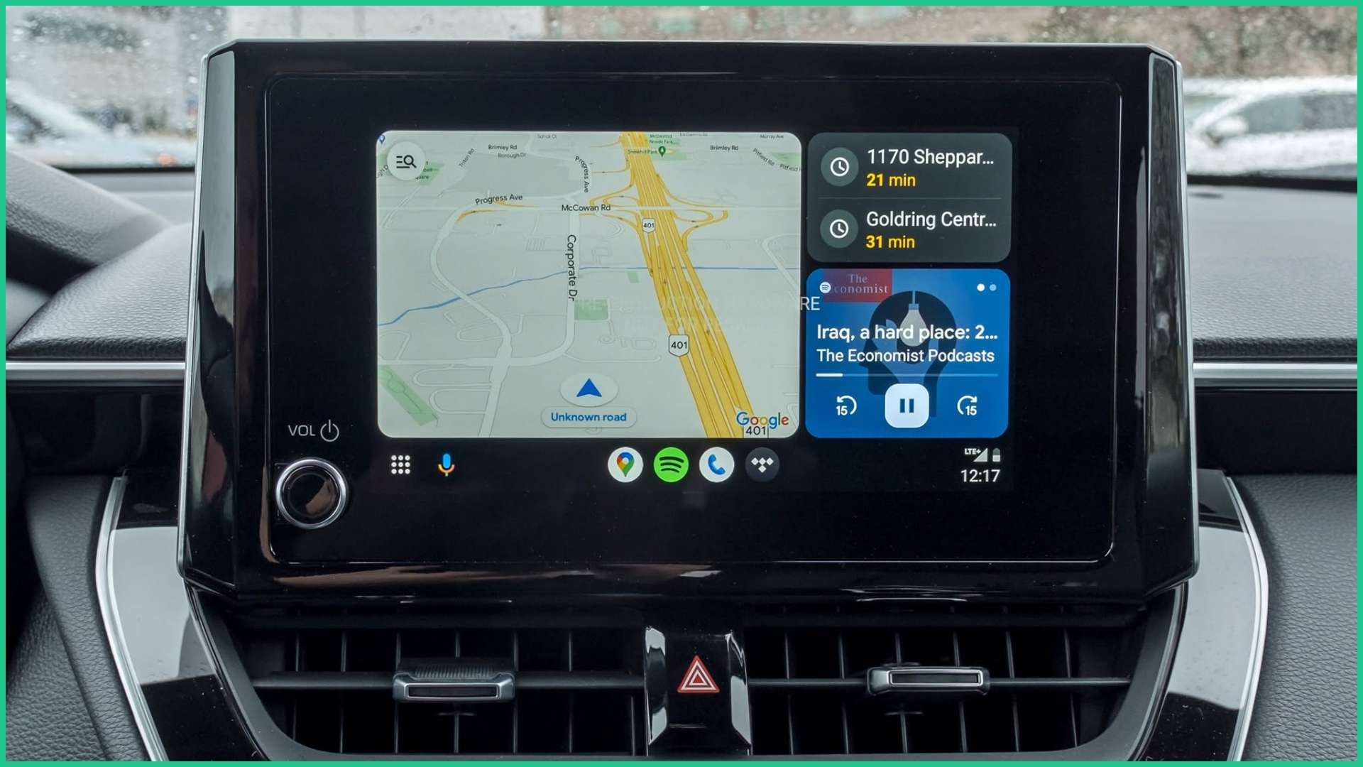 Bạn có thể chạy Google Maps trực tiếp trên thiết bị, không cần kết nối điện thoại